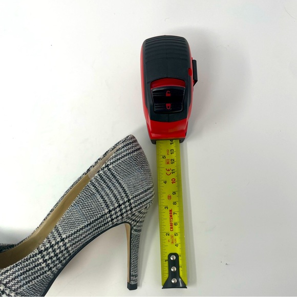 Ann Taylor Plaid Pumps - Picture 7 of 7